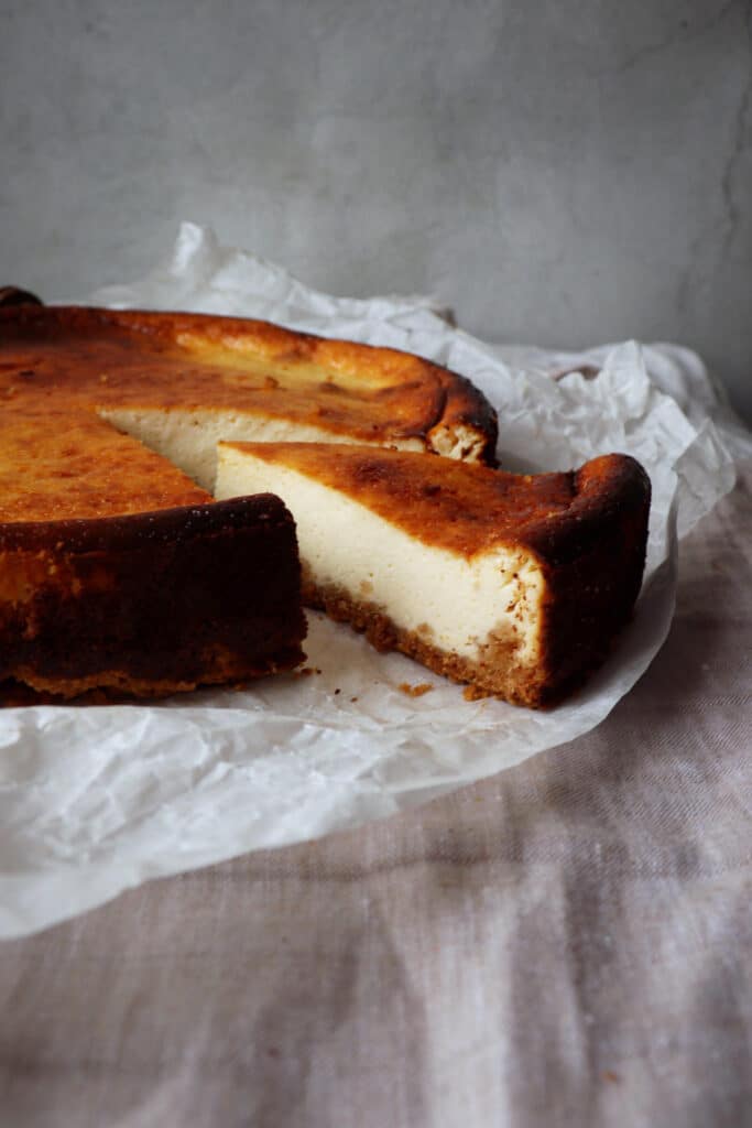 Baked ricotta cheesecake