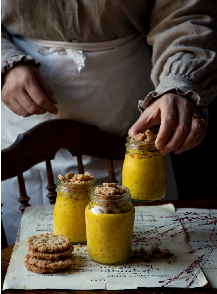 Moghrabiehpudding med saffran och vanilj